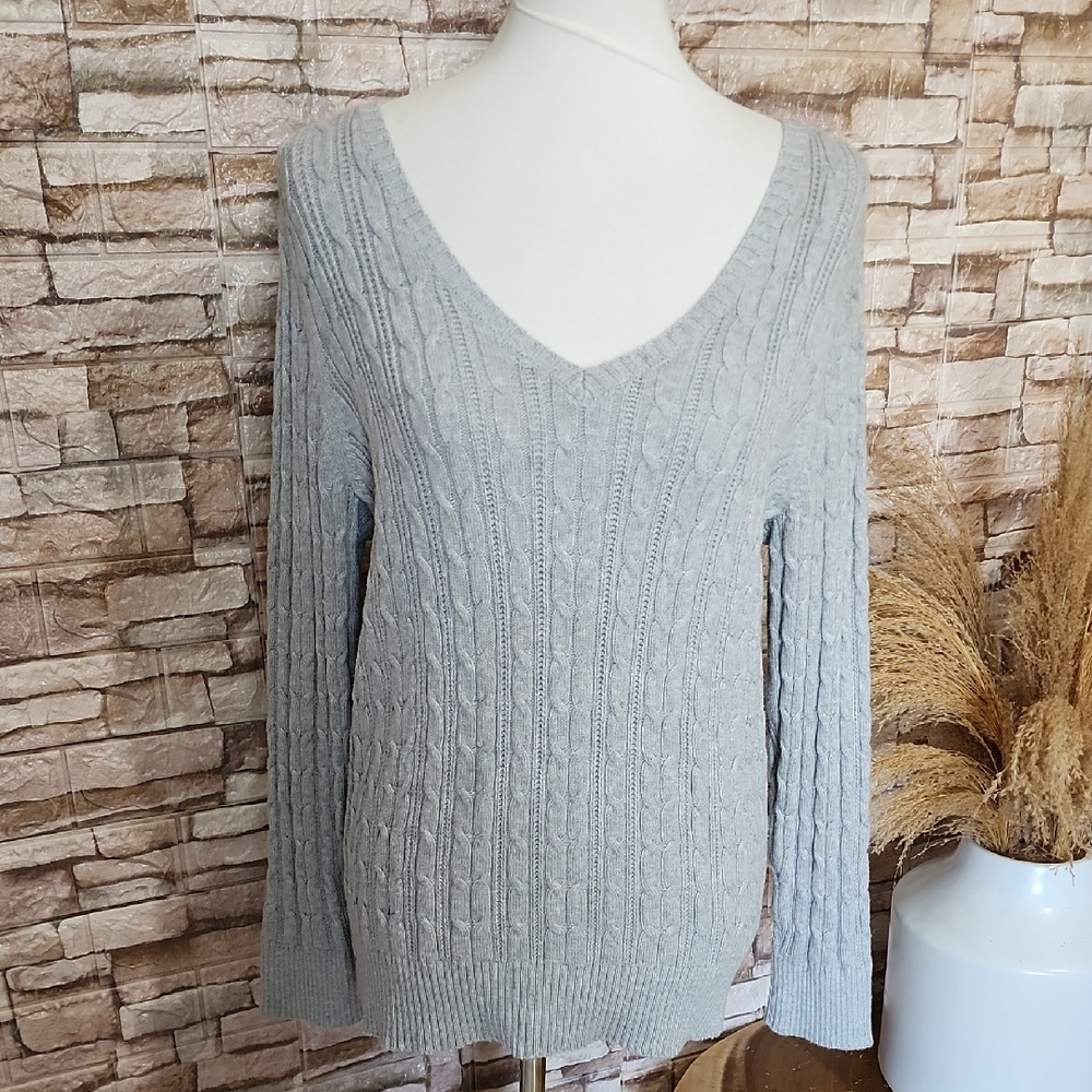 St John's Bay Gray Cable Knit Women's Sweater